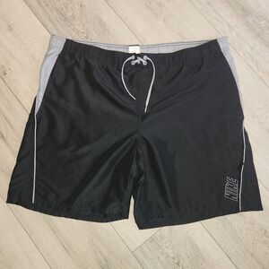 Nike Black Swim Trunks Men's XXL Mesh Lining